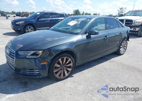 2017 Audi A4 2.0T Ultra Premium z USA, uszkodzony, nr VIN WAUGMAF4XHN045803